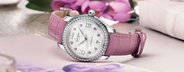 Women’s Watch Wednesday – The Glashütte Original Lady Serenade Valentine’s Day 2022