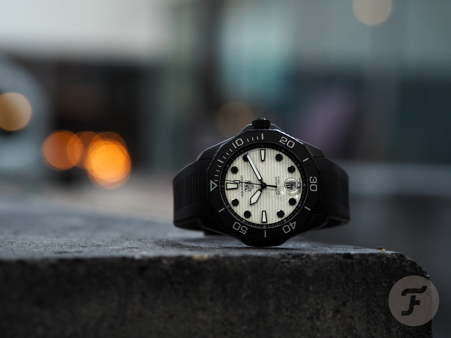 Finding The Best Modern Dive Watches Under €5,000 — From Breitling, Tudor, Oris, And More