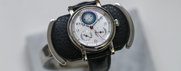 The Collector’s Series – Watch Nut Mr. Alias and His Christiaan Van der Klaauw Planetarium 2000