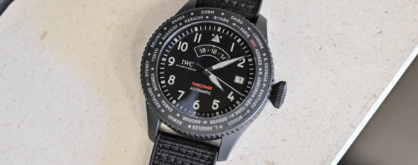 Buying Guide – Five Recently Introduced High-End Watches Fit For Travelling