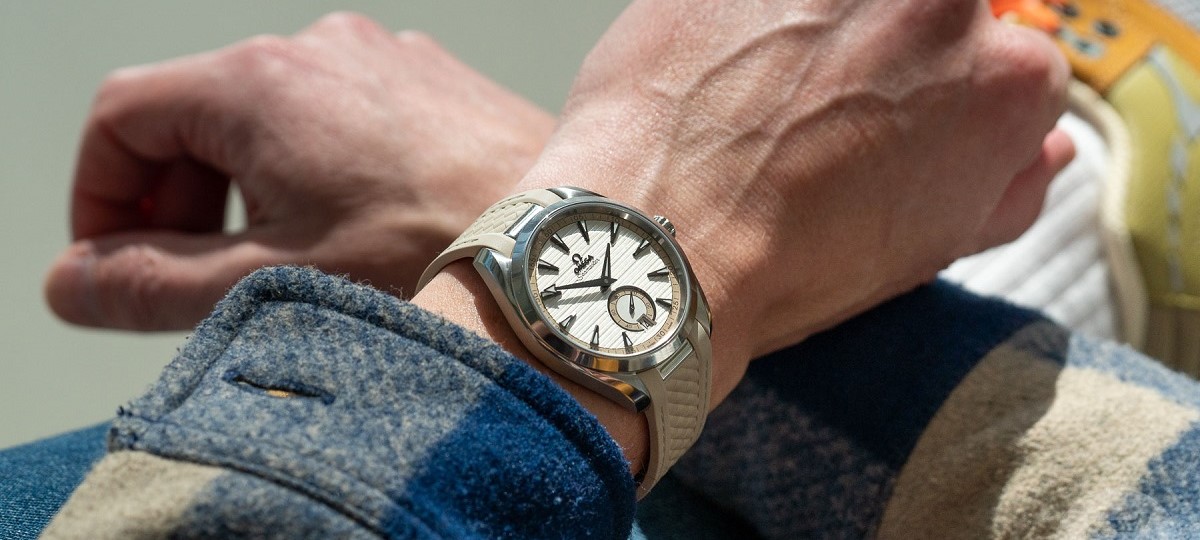 Hands-On With The Omega Seamaster Aqua Terra Small Seconds — Beige But Not Bland