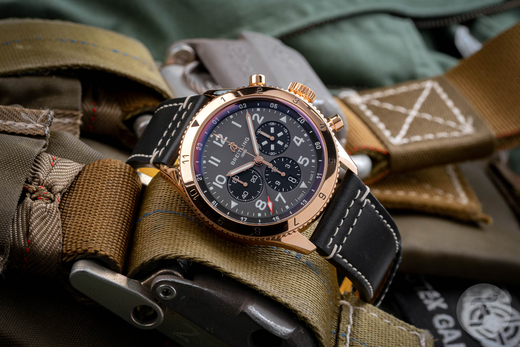 [Video] Breitling Super AVI B04 Chronograph 46 GMT Hands-On Watch Review