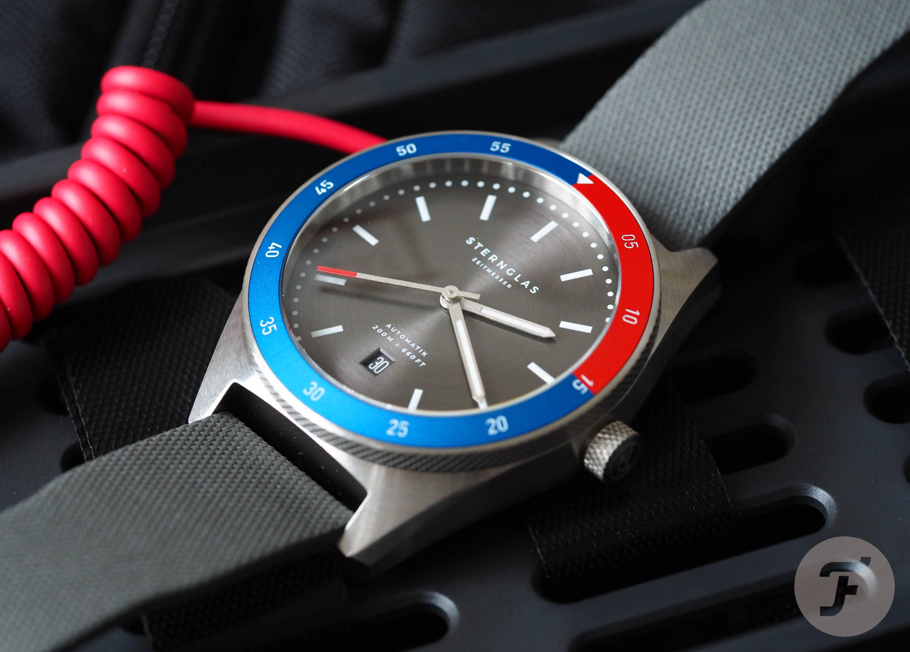 Sternglas Marus Sport — Mixing The Brand’s Dive-Inspired Watch With A Pepsi Bezel
