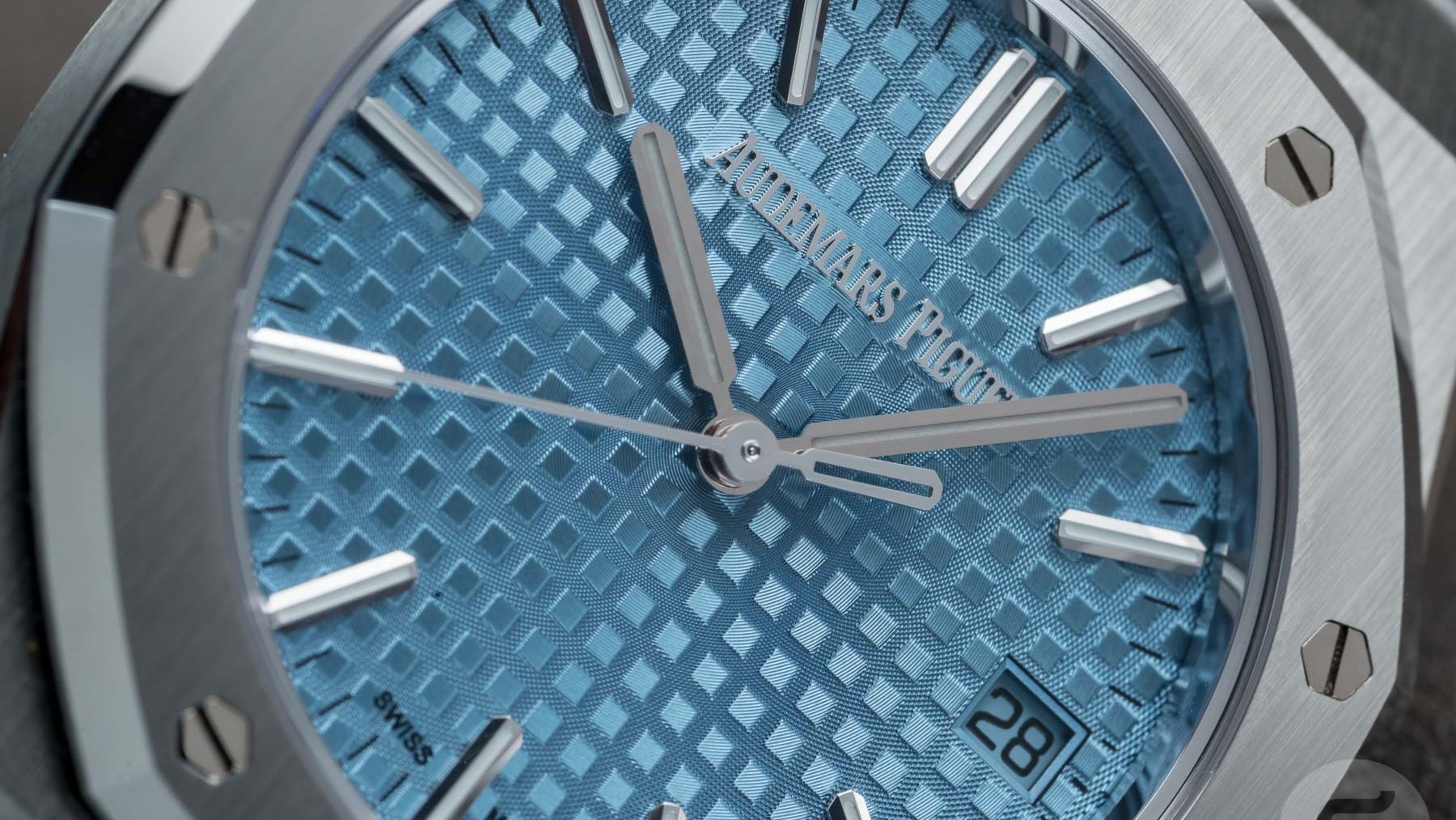 There’s More To The Audemars Piguet Royal Oak Than The “Jumbo”