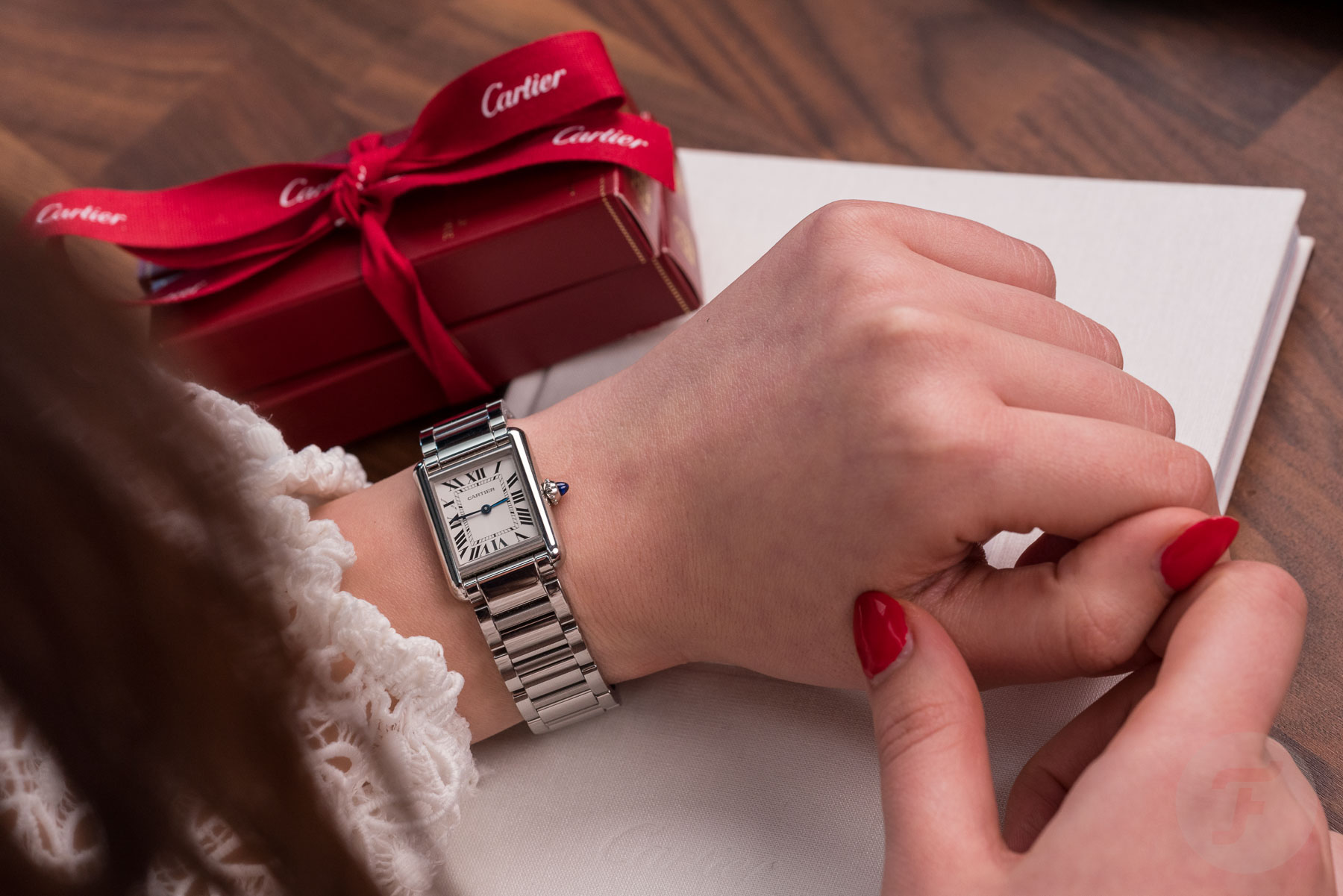 Hands-On With My Wife’s Charming And Ingenious Cartier Tank Must Solarbeat