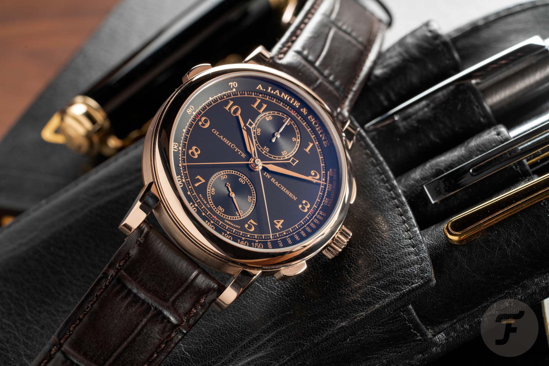[Video] The A. Lange & Söhne 1815 Rattrapante Honeygold “Homage to F. A. Lange” Is A Classy Masterpiece