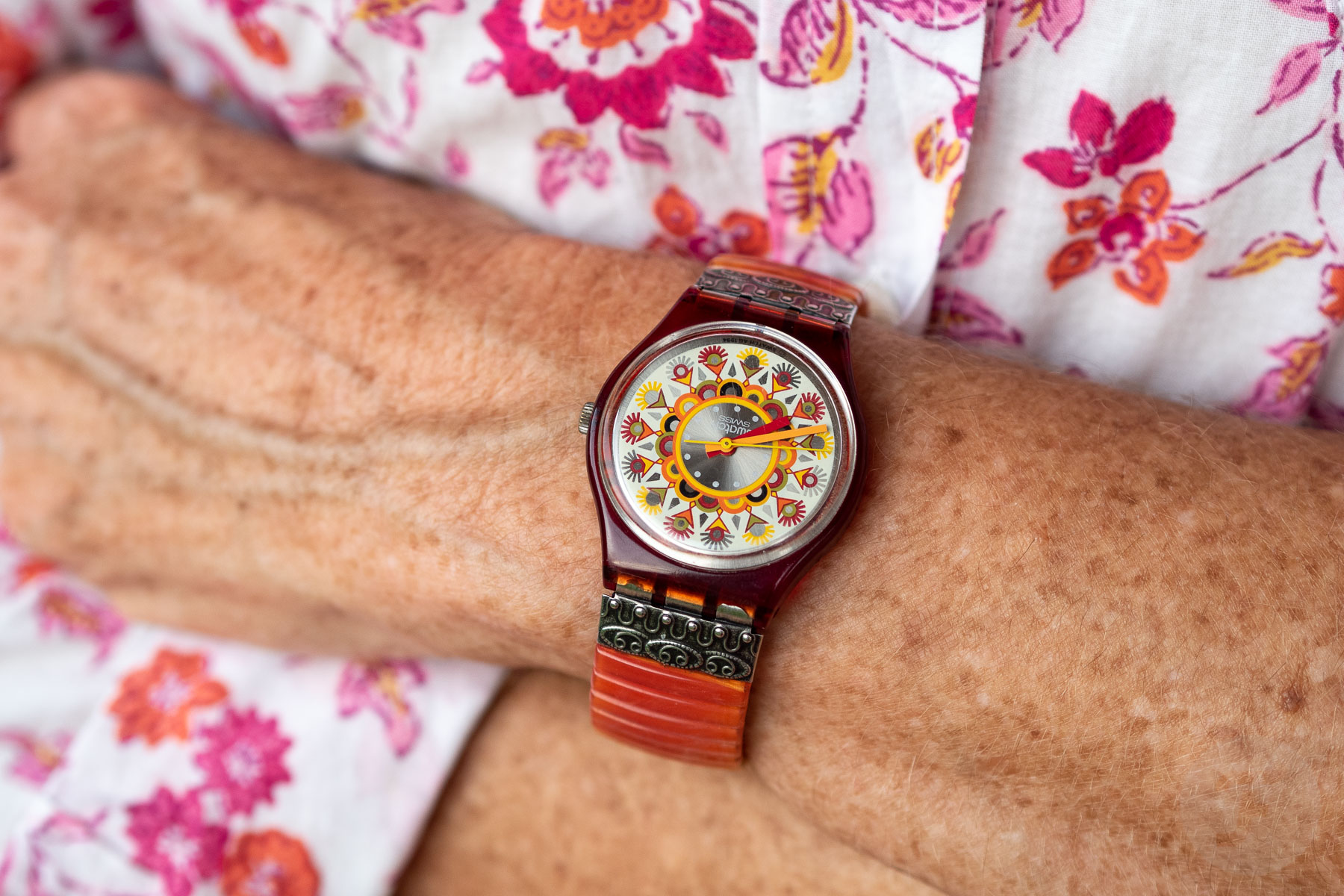 My Mom’s Swatch Curry Powder GR125 — The Return Of A Stolen Watch And A Childhood Memory