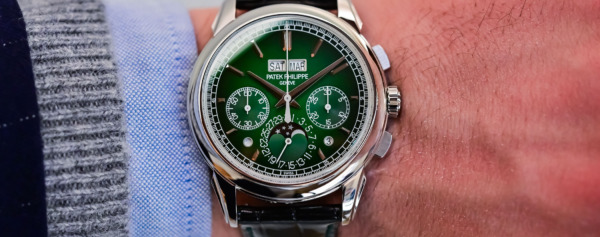 Hands-on – The Green Lacquered Dial That Completely Changes the Classic Patek Philippe 5270P