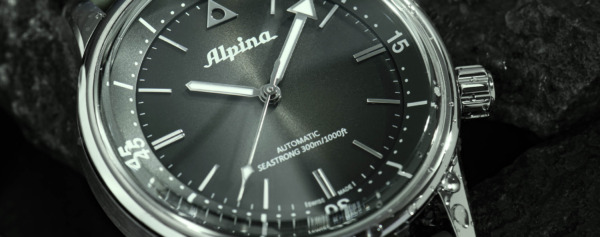 Introducing – The Cool New Green Version of the Alpina Seastrong Diver 300 Heritage