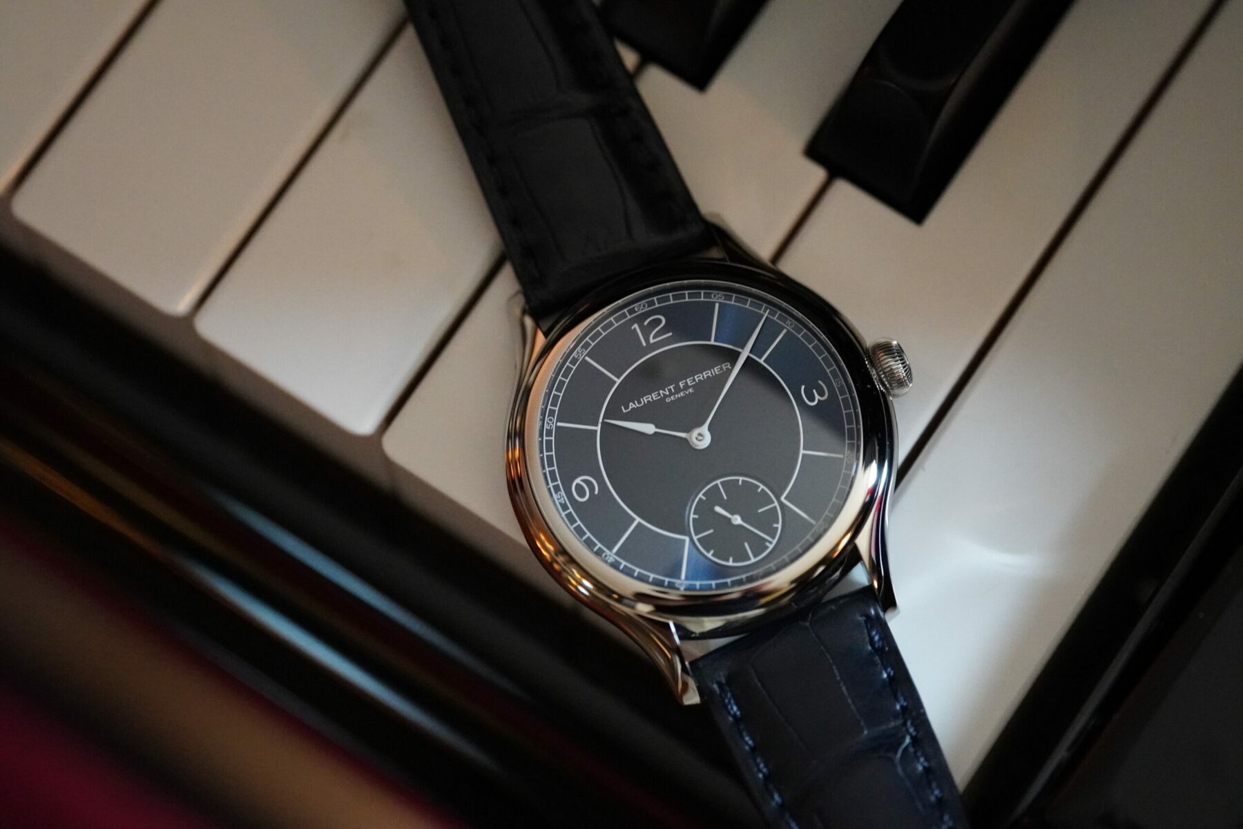 The New Laurent Ferrier Classic Micro-Rotor × Salon Des Horlogers Gives Me The Blues