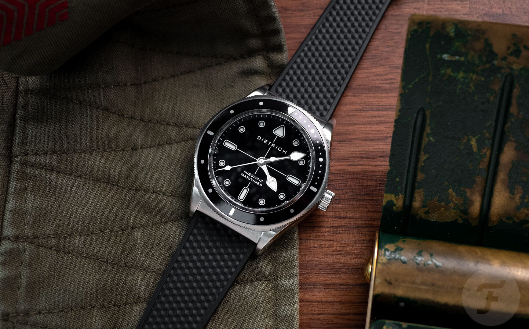 A Hands-On Look At The New Dietrich SD-2 “Missions Maritimes” Skin Diver
