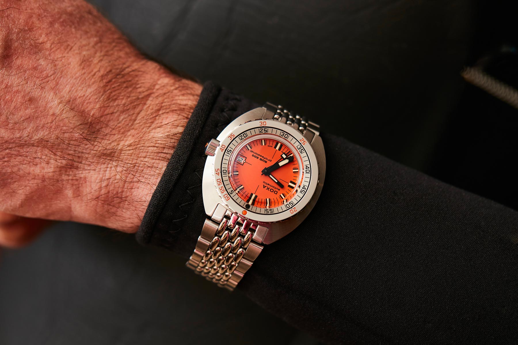 Sunday Morning Showdown: Doxa SUB 300 Vs. Serica 5303