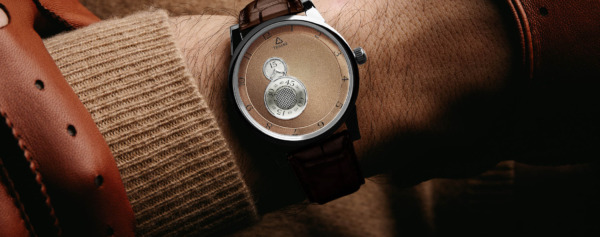 Introducing – Time Travelling with The Trilobe Nuit Fantastique in New Dune and Green Colours