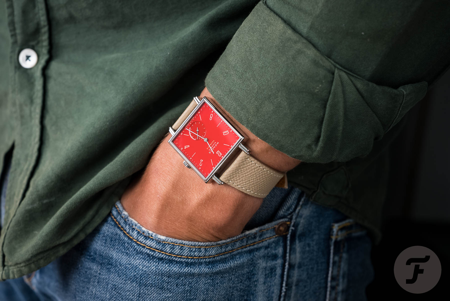 Hands-On With The NOMOS Glashütte Tetra Neomatik — Be There AND Be Square!