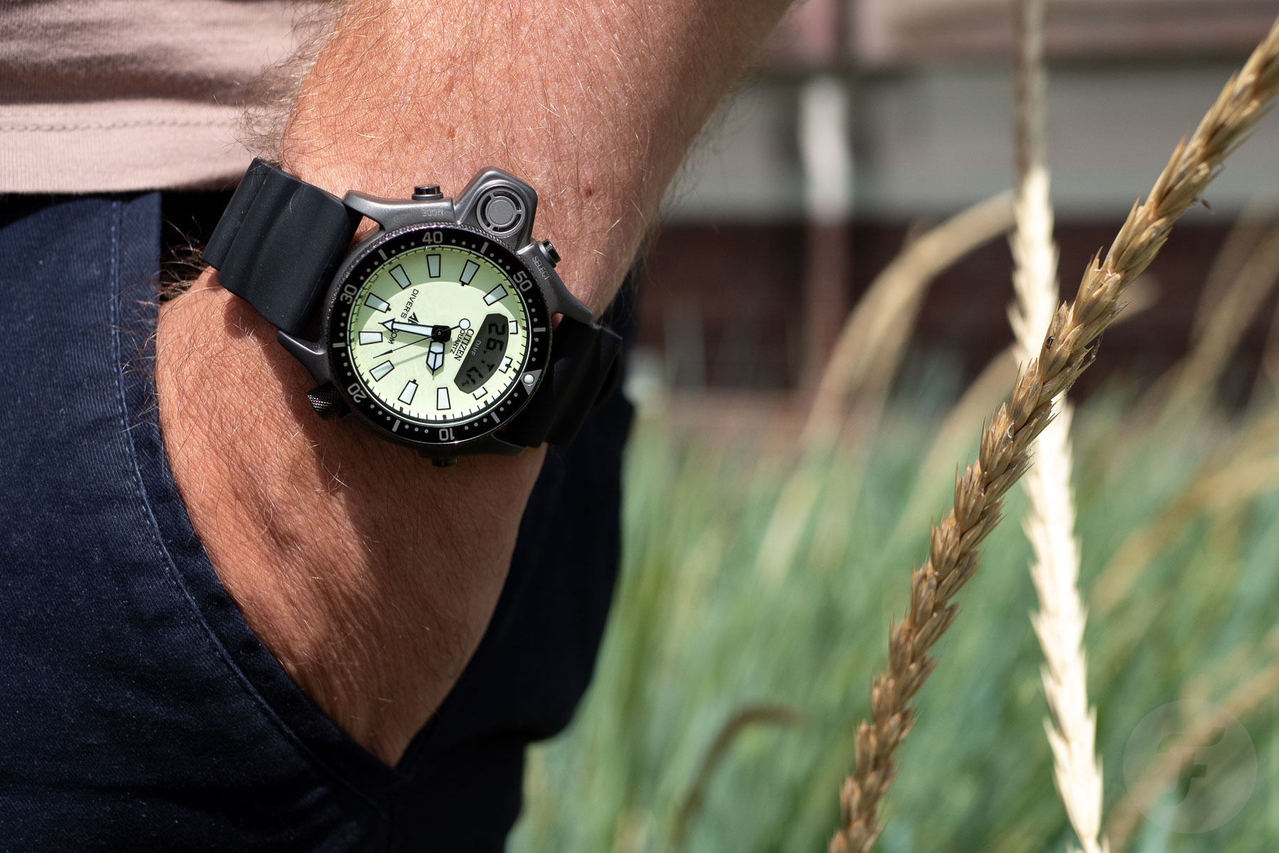 Hands-On With The Lume-Dialed Citizen Promaster Aqualand Depth Meter