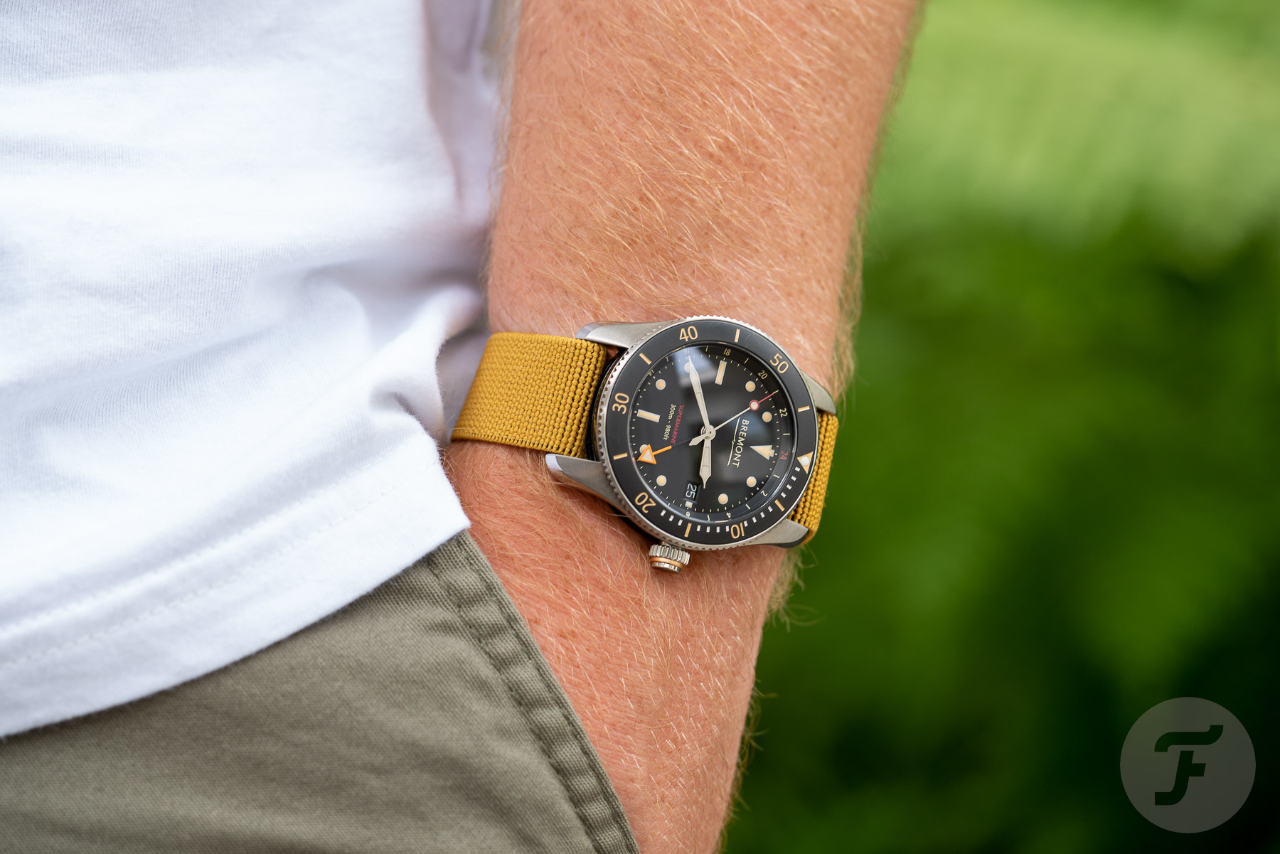 Strap Check: The Bremont S302 On A Mustard-Yellow Paratrooper Strap From Cheapest NATO Straps