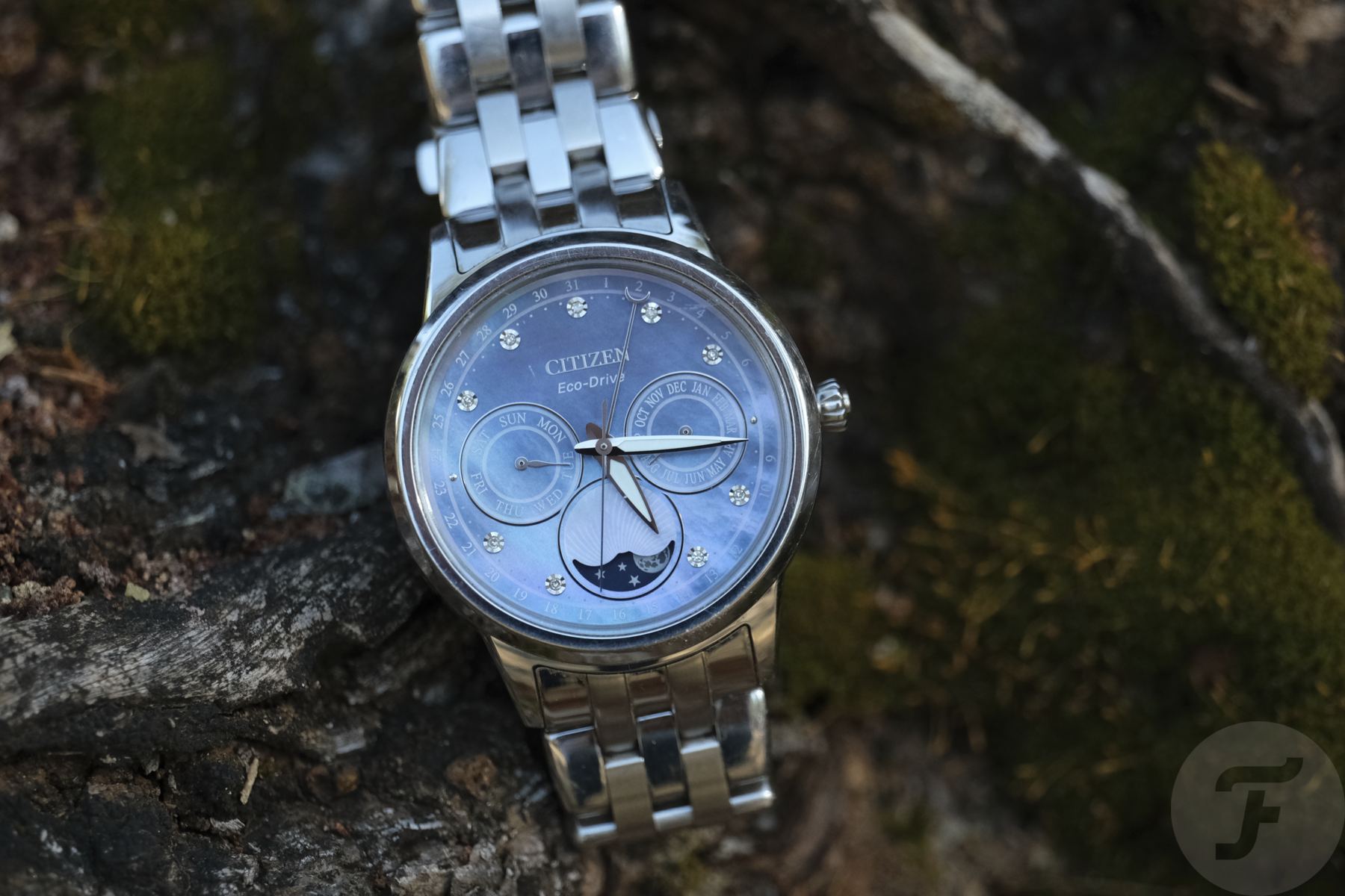Feminine Watches I Love: The Girlfriend’s Citizen Calendrier