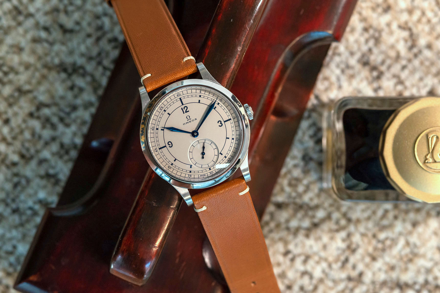 Hands-On: The New Omega CK 859 — A Manual-Wind Master Chronometer With 1930s Flair