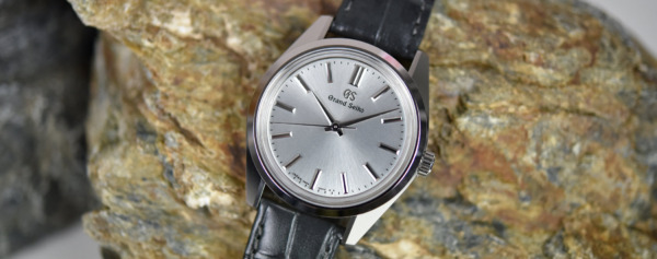 Buying Guide – Five Watches Below 40mm That Justify The Push For Smaller Sizes