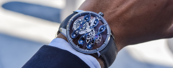 Hands-on – The Girard-Perregaux Tourbillon With Three Flying Bridges Bucherer BLUE
