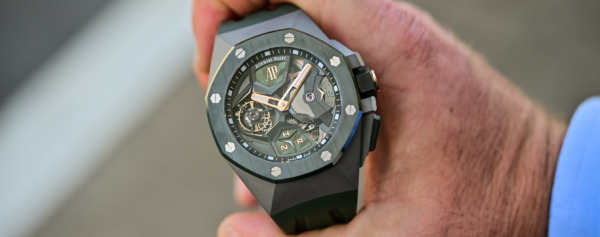 Hands-on – The Audemars Piguet Royal Oak Concept Flying Tourbillon GMT With Green Ceramic Touches