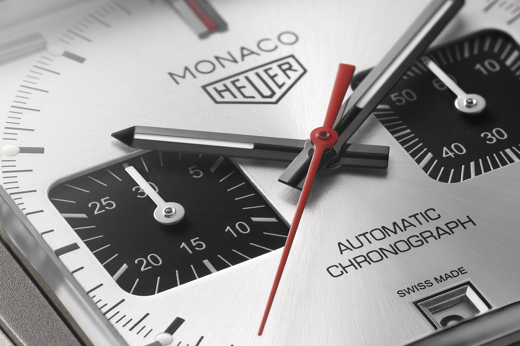 Heads-Up TAG Heuer — Formula 1 Champion Max Verstappen Deserves A New Watch!