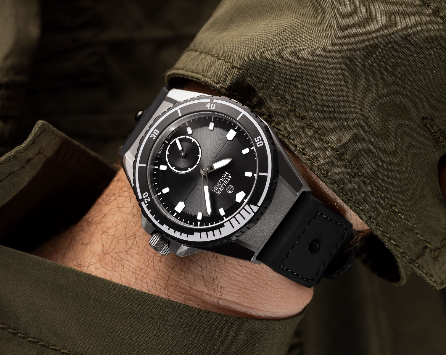 Atelier Holgur Introduces Its Stylish Take On A Modern Dive Watch With The Frømand