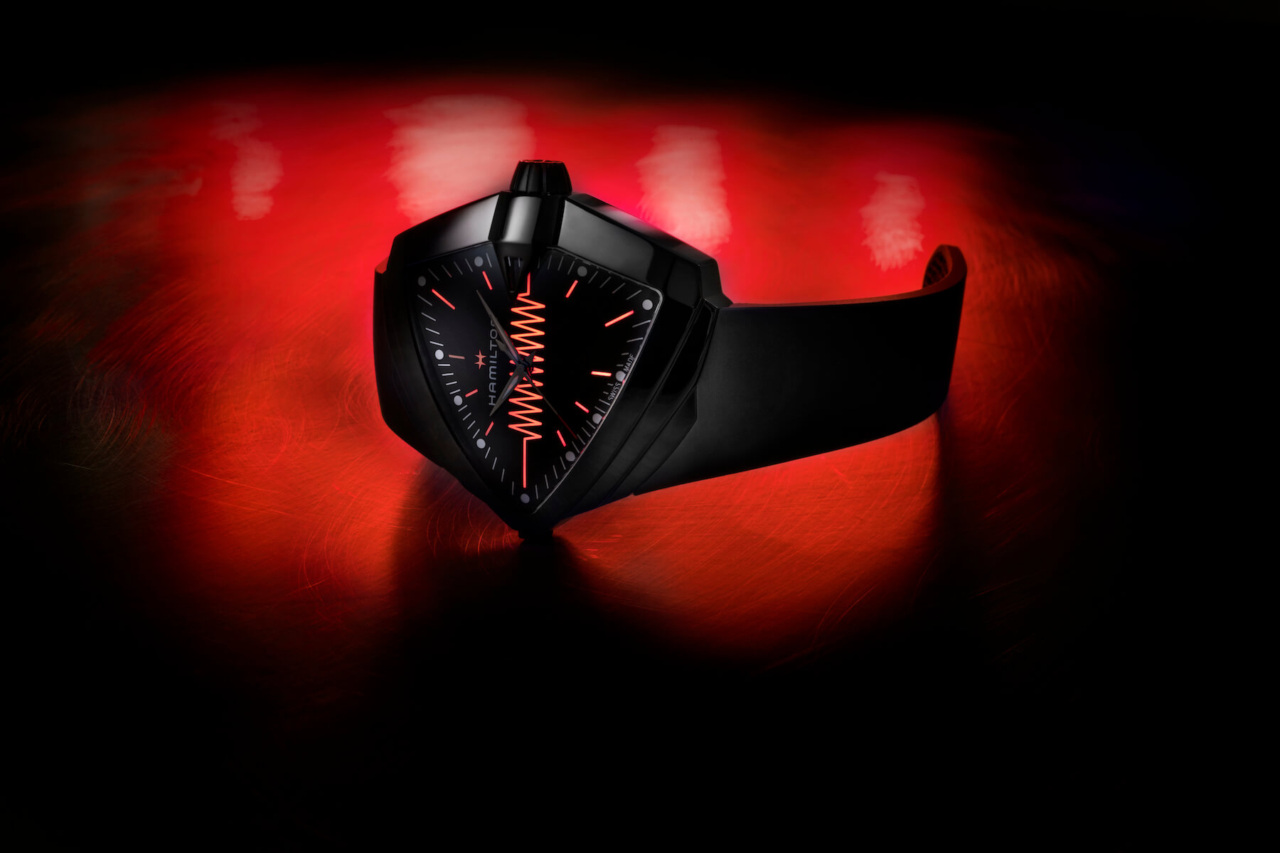 Hamilton Introduces The Bigger And Bolder Ventura XXL Bright