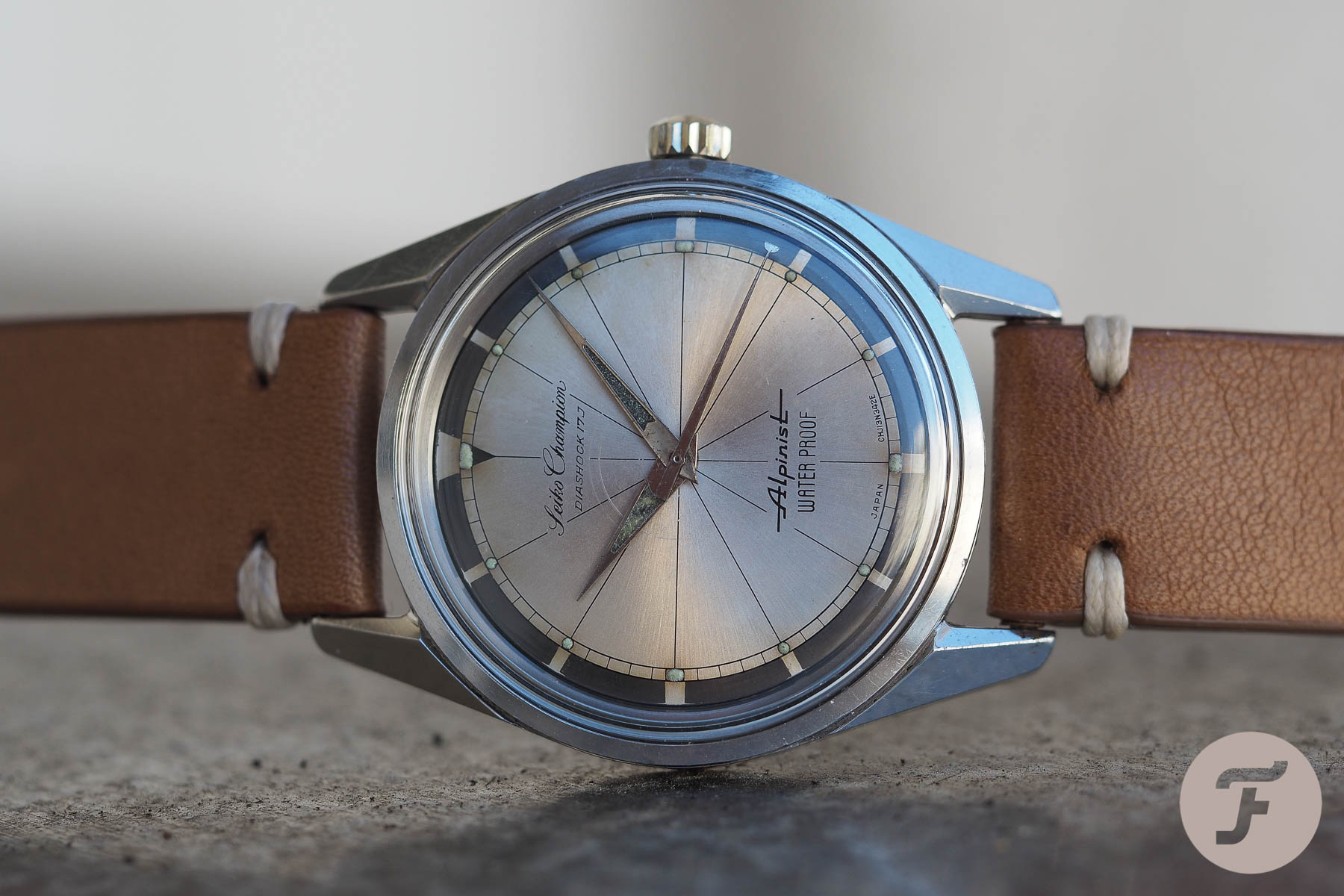 Dear Seiko, Please Bring Back The Champion Alpinist J13043