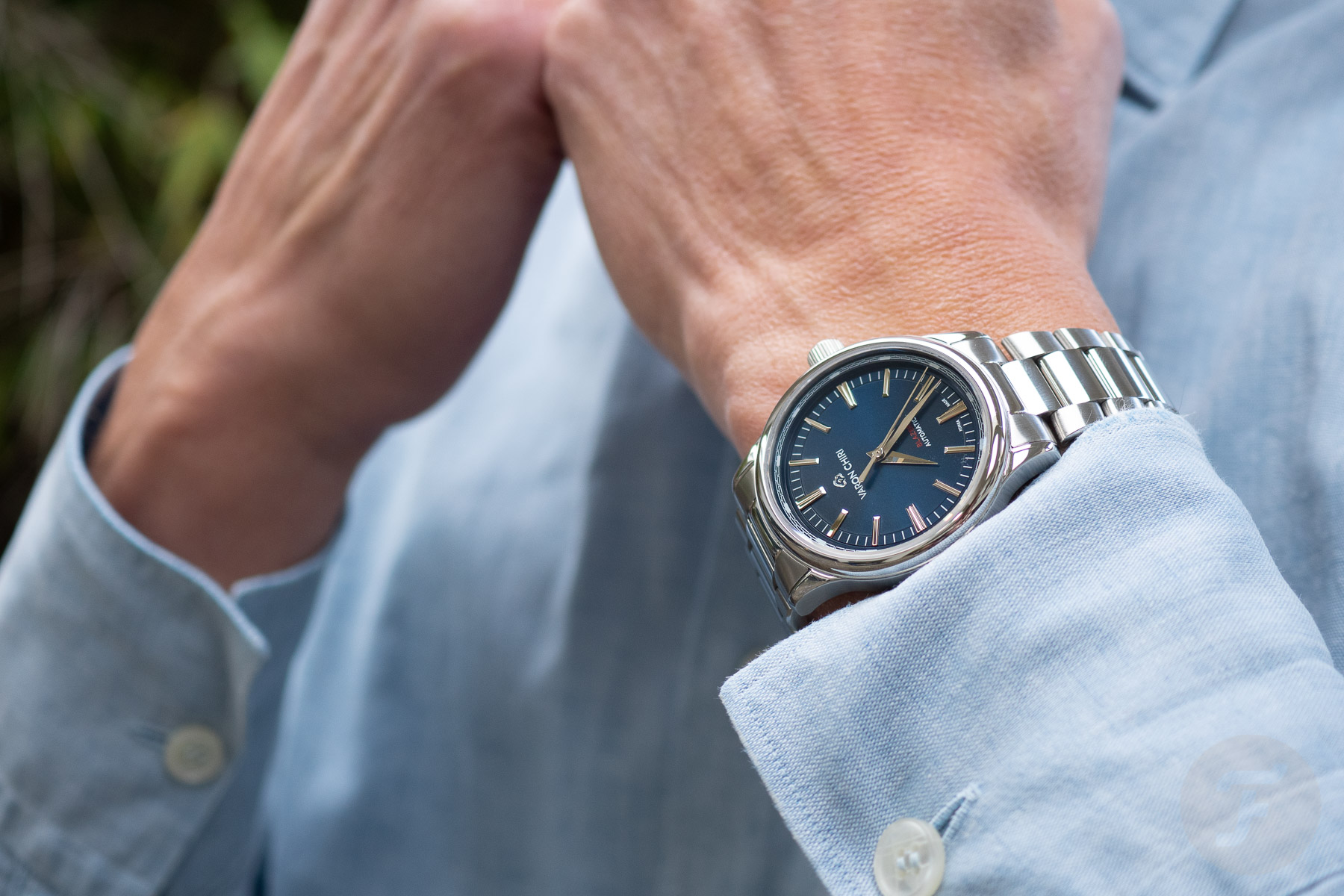 Hands-On With The Varon Chiri Blazer — A Versatile Newcomer From Korea