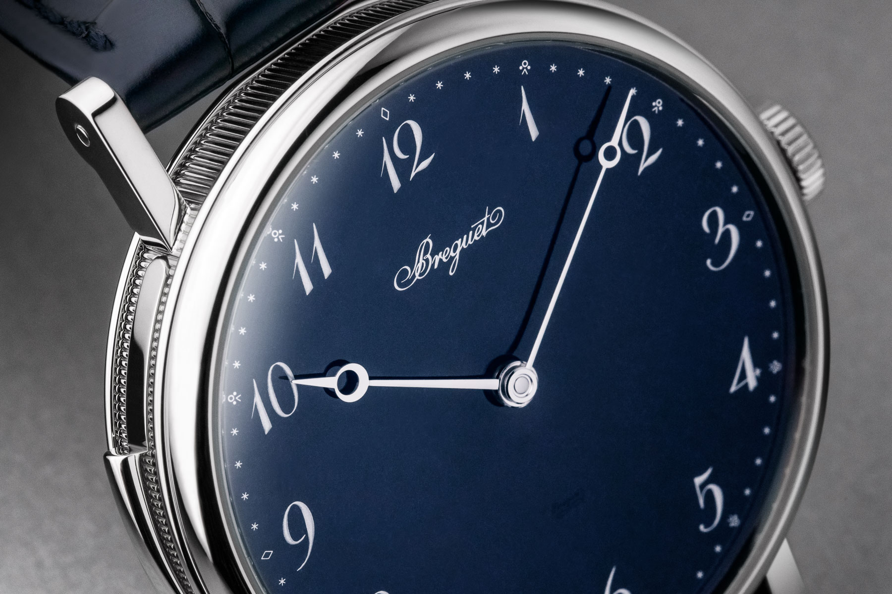 Breguet Introduces The Classique Répétition Minutes 7637 With A Blue Enamel Dial