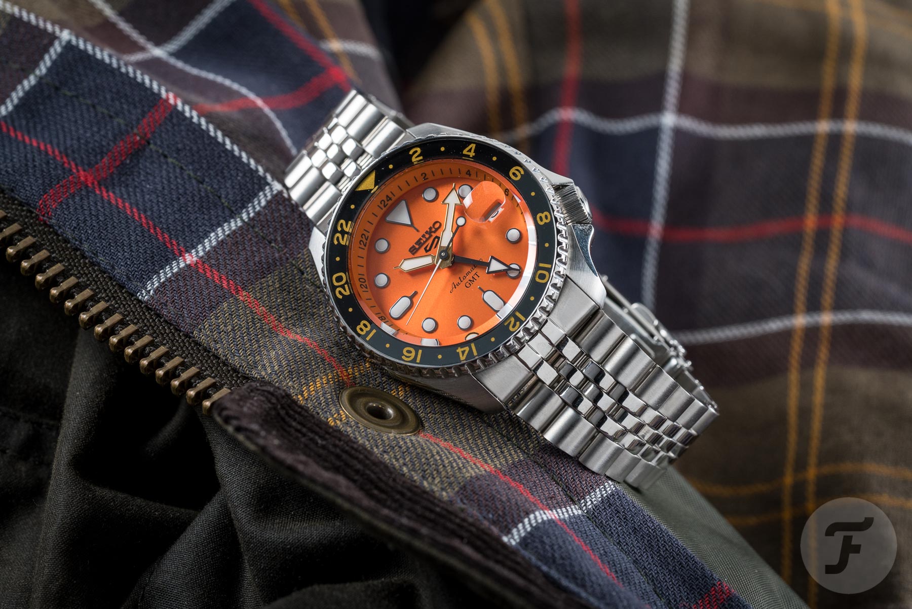 Sunday Morning Showdown: All I Want For Christmas Edition — Tudor Black Bay Pro Vs. Seiko 5 Sports SSK005 GMT