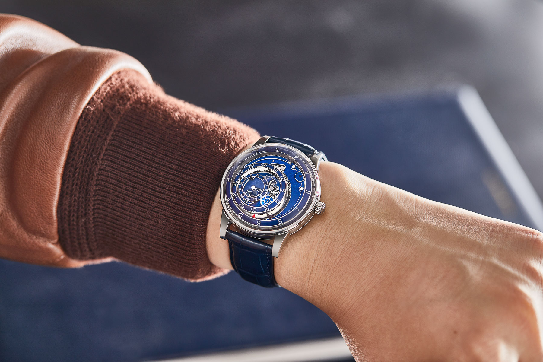 Introducing Grail Watch 3: Trilobe Une Folle Soirée “Wild Night”