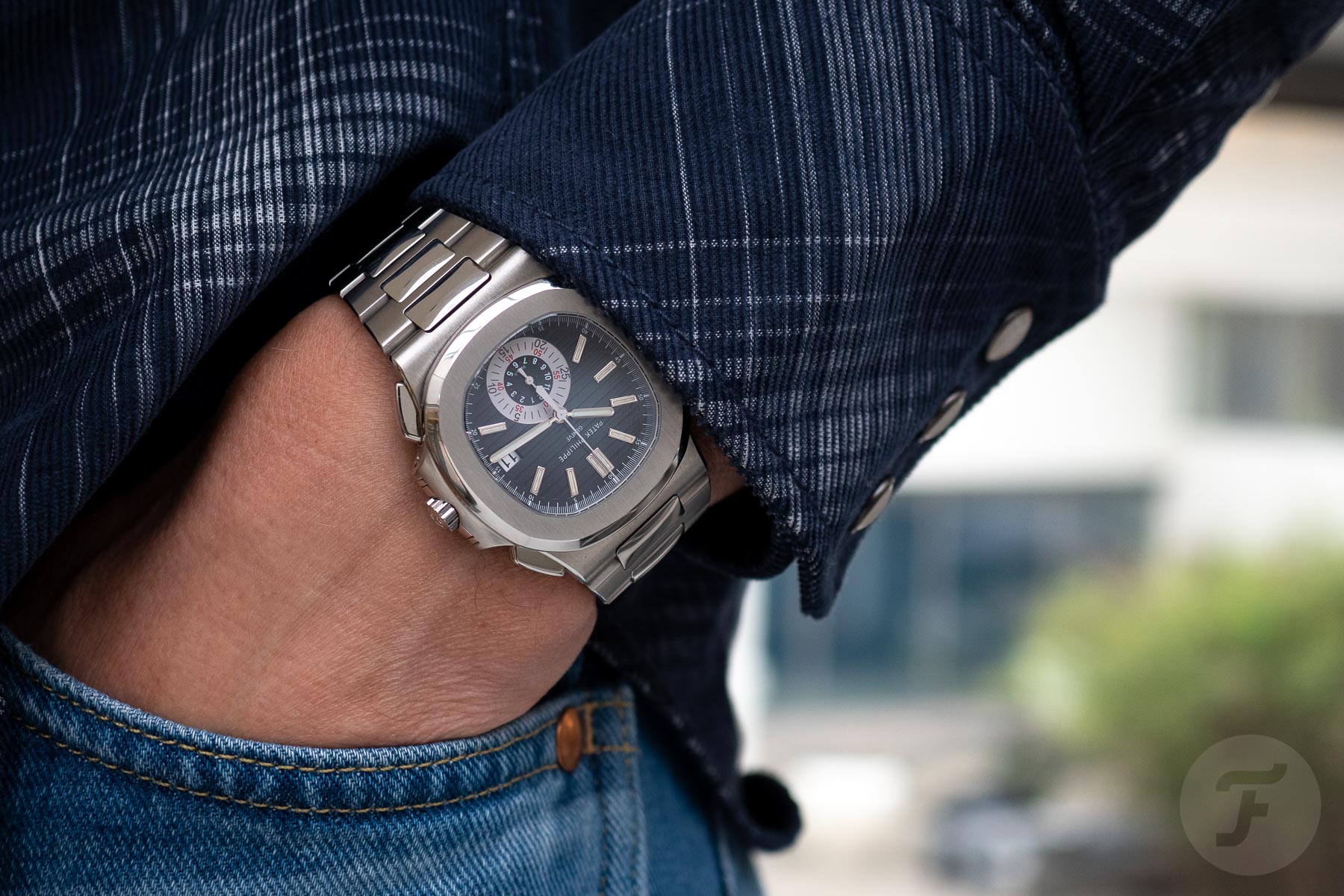 A Brief Yet Satisfying Encounter With The Awe-Inspiring Patek Philippe Nautilus 5980/1A-001
