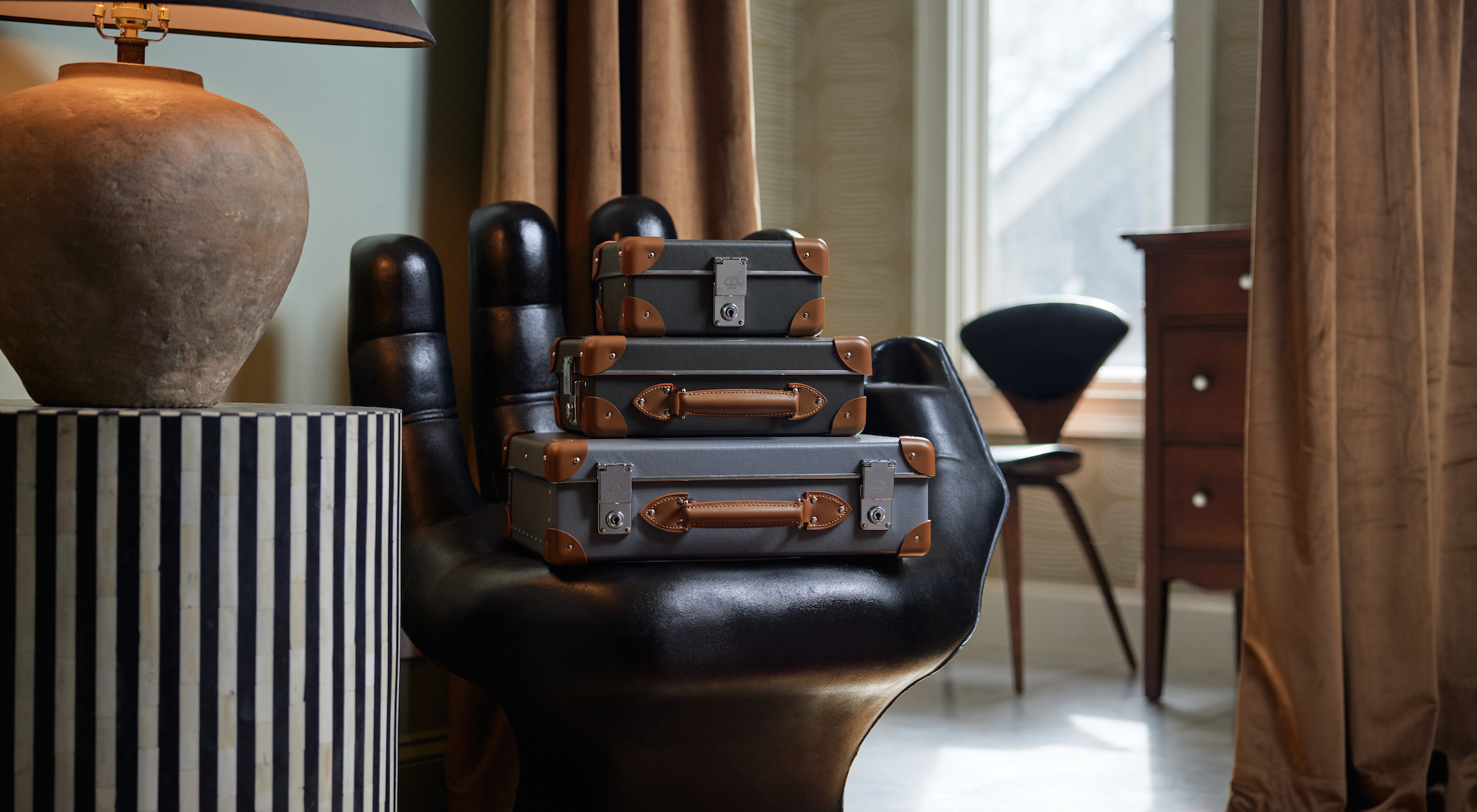 Introducing: The Globe-Trotter Limited Edition for Hodinkee 3-Watch and 6-Watch Cases