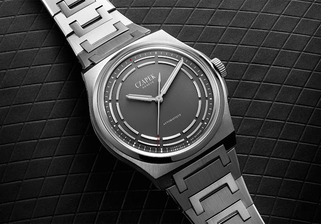 Czapek – Antarctique Titanium Dark Sector