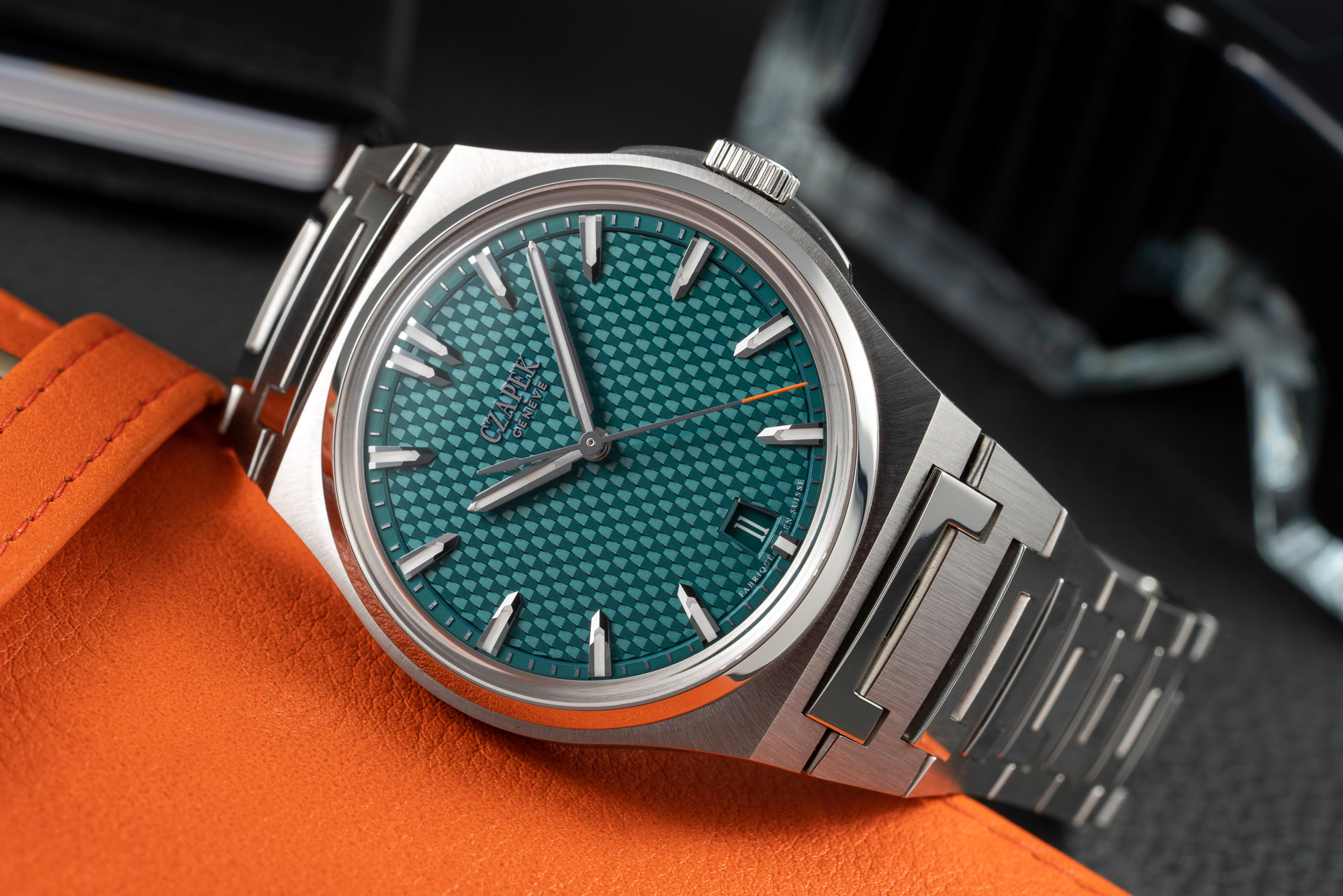 A Year On The Wrist: The Fratello × Czapek Antarctique Passage De Drake Viridian Green