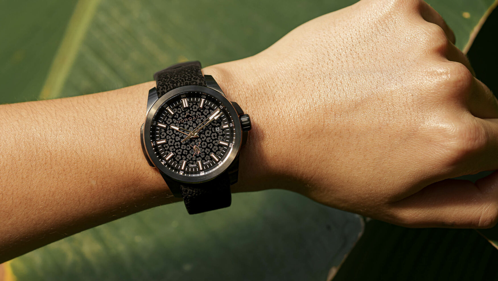 The Norqain Independence 40mm Hakuna Mipaka is a “no limits” watch