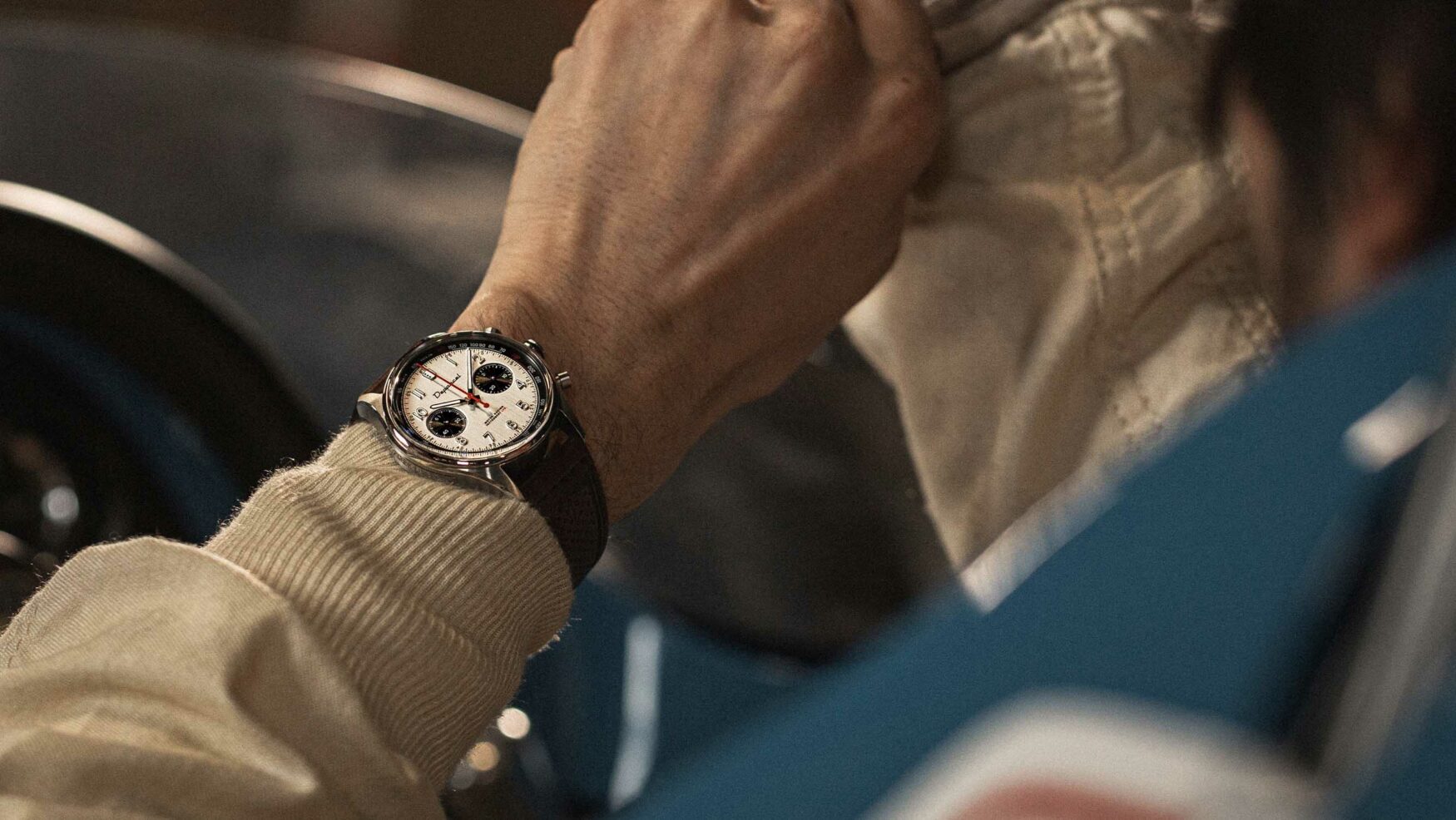 The Depancel Legend 60s is a twin-register throwback with bags of style