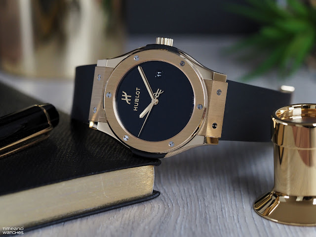 Review: Hublot Classic Fusion Original 42 mm in Yellow Gold