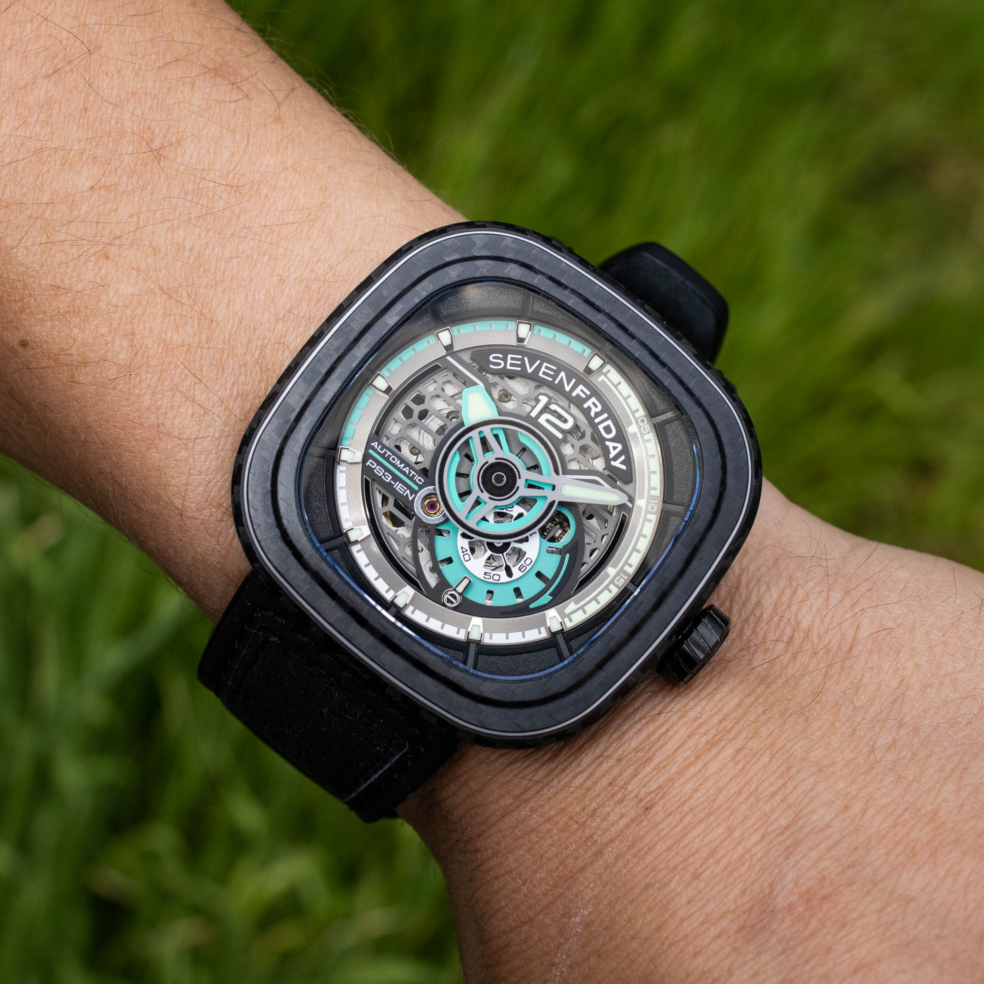 Hands-On: SevenFriday PS3/01 Jade Carbon Watch
