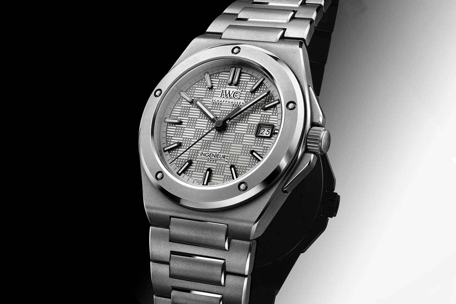 IWC Introduces the Ingenieur Automatic 40