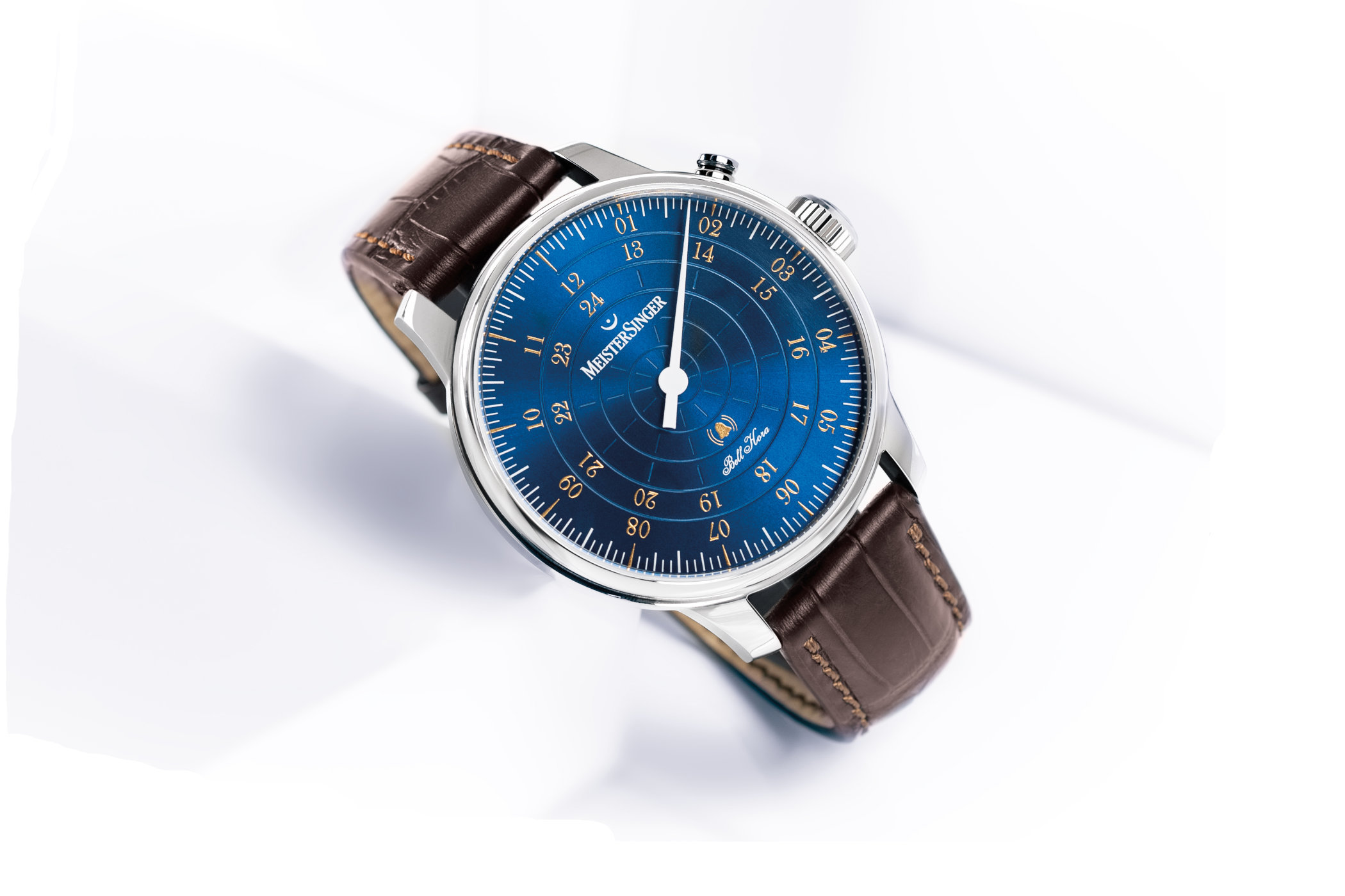 MeisterSinger – Bell Hora in medium blue and gold