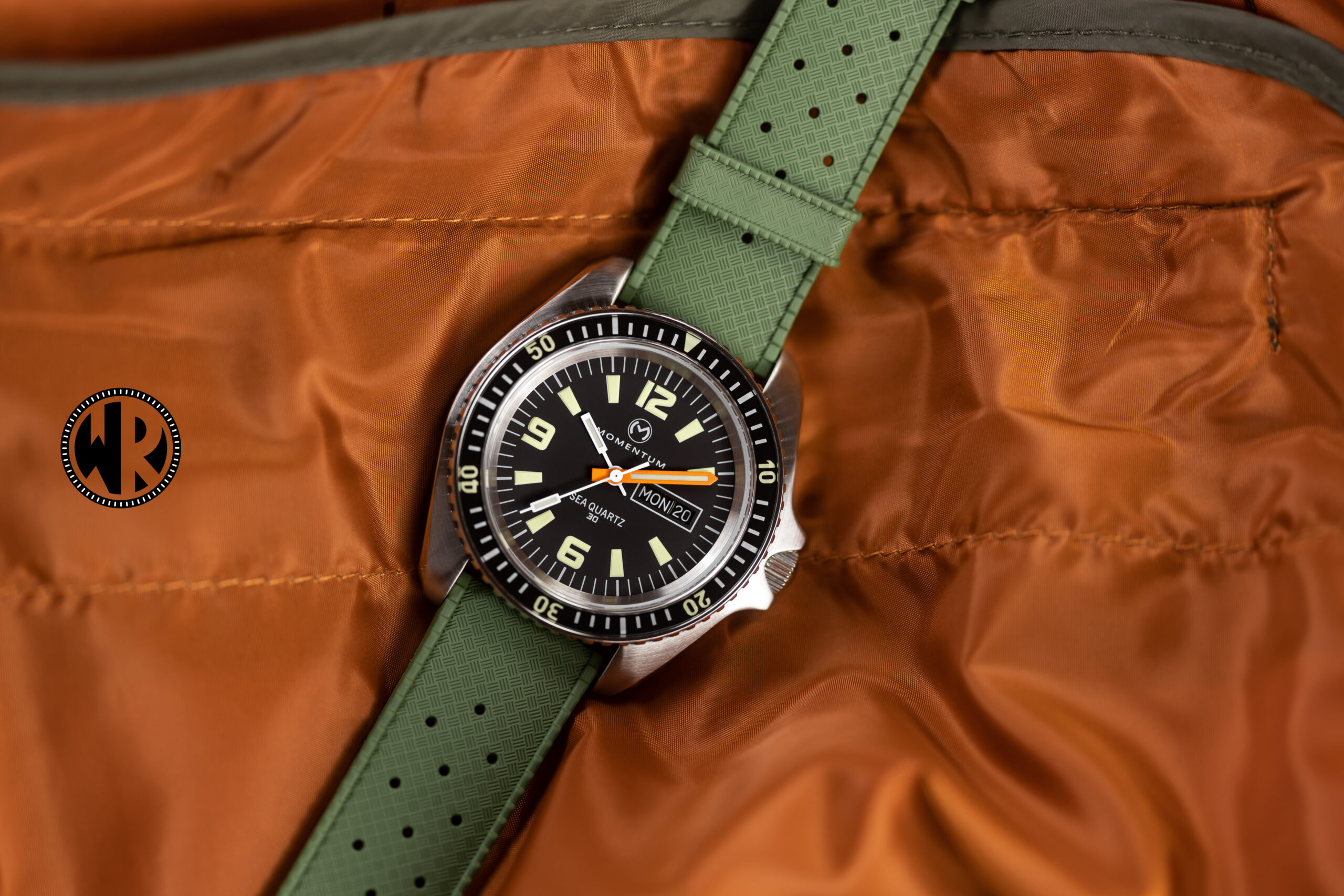 Momentum Sea Quartz 30 Hands-On Review