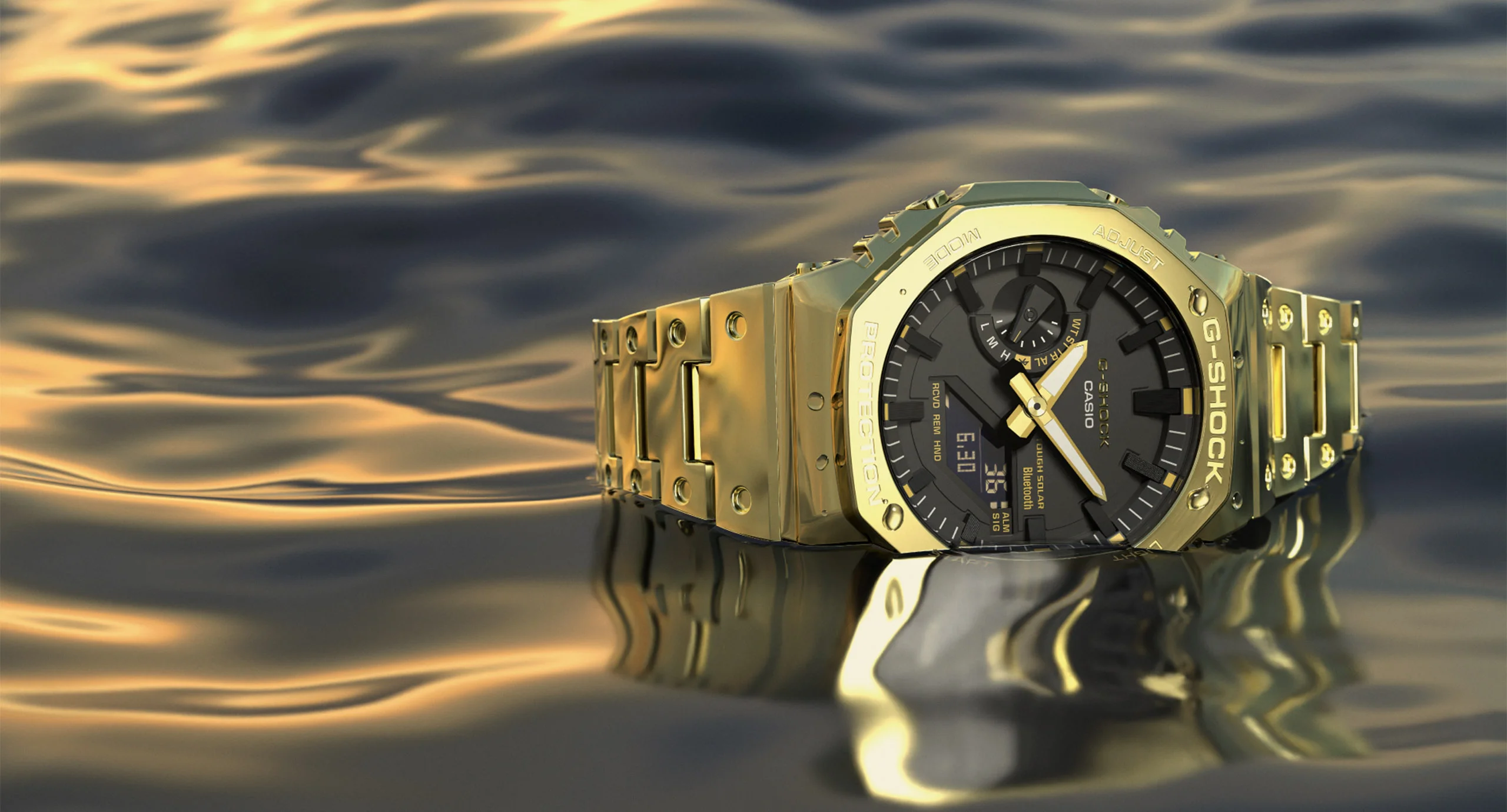 The Full-Metal G-SHOCK “CasiOak” is now in yellow gold