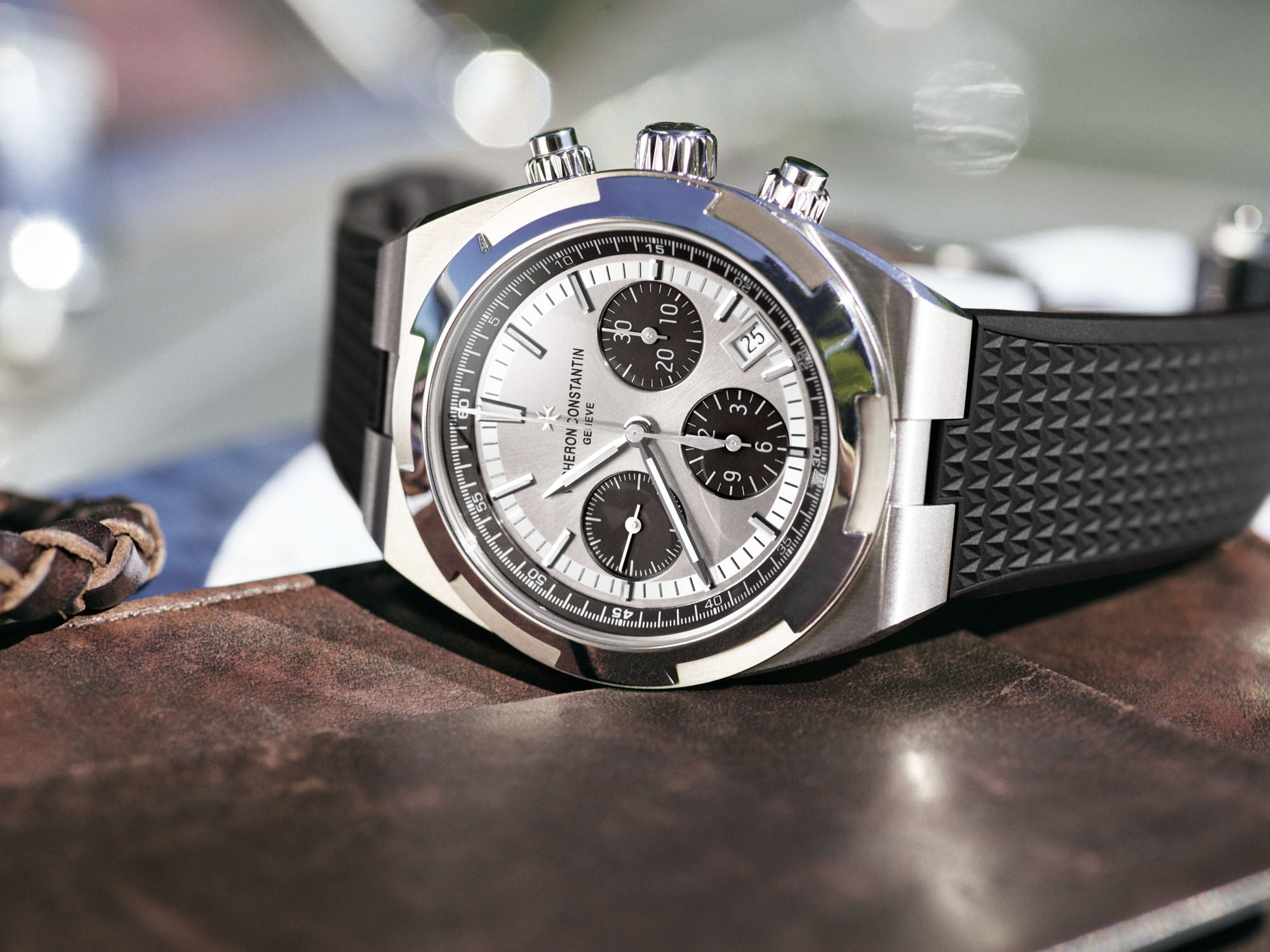 Vacheron Constantin – Overseas Chronograph Panda Dial