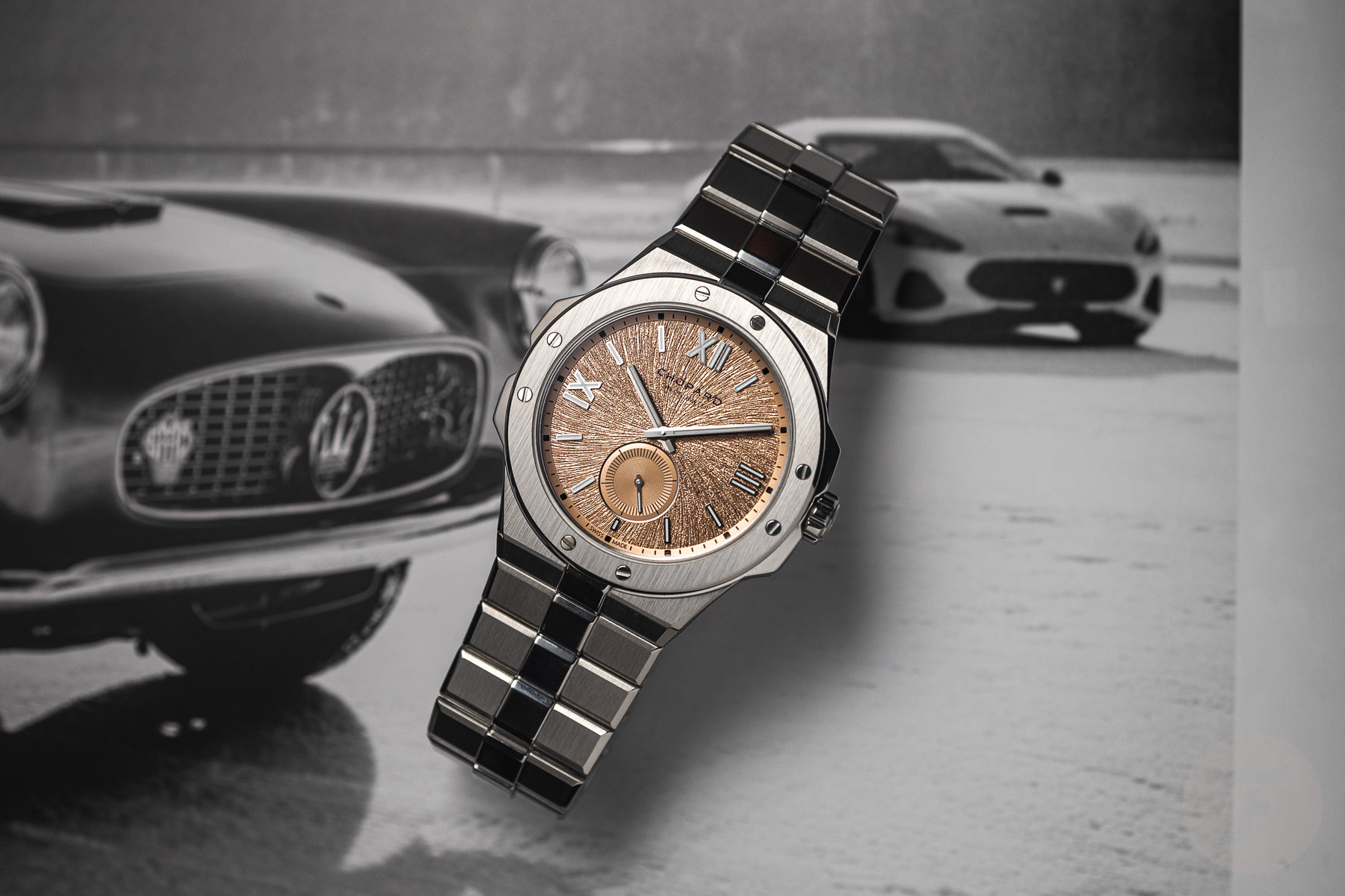 The High-End Integrated-Bracelet Sports Watch Deserves Haute Horlogerie Slimness