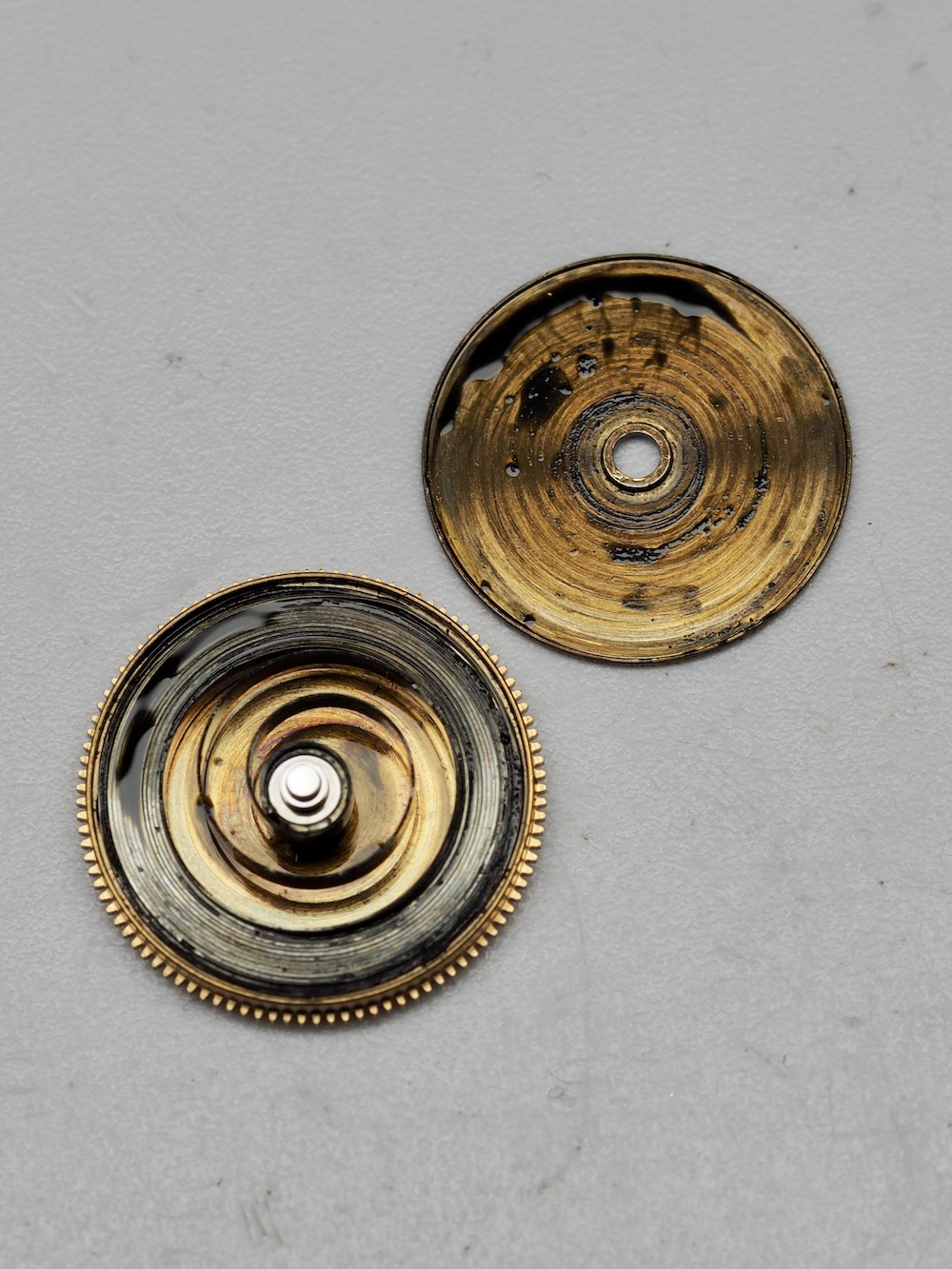 A Cheap Watch Service Is Often the Most Expensive Thing You Can Do