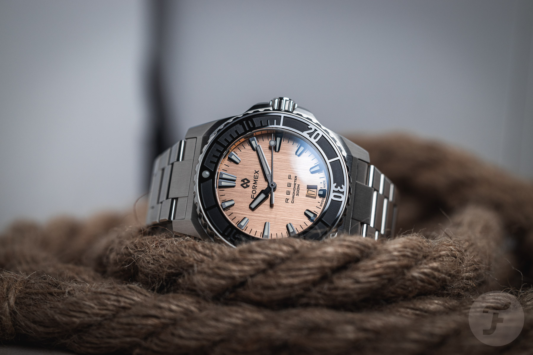 Hands-On With The New Formex Reef Radiant Bronze For Collective