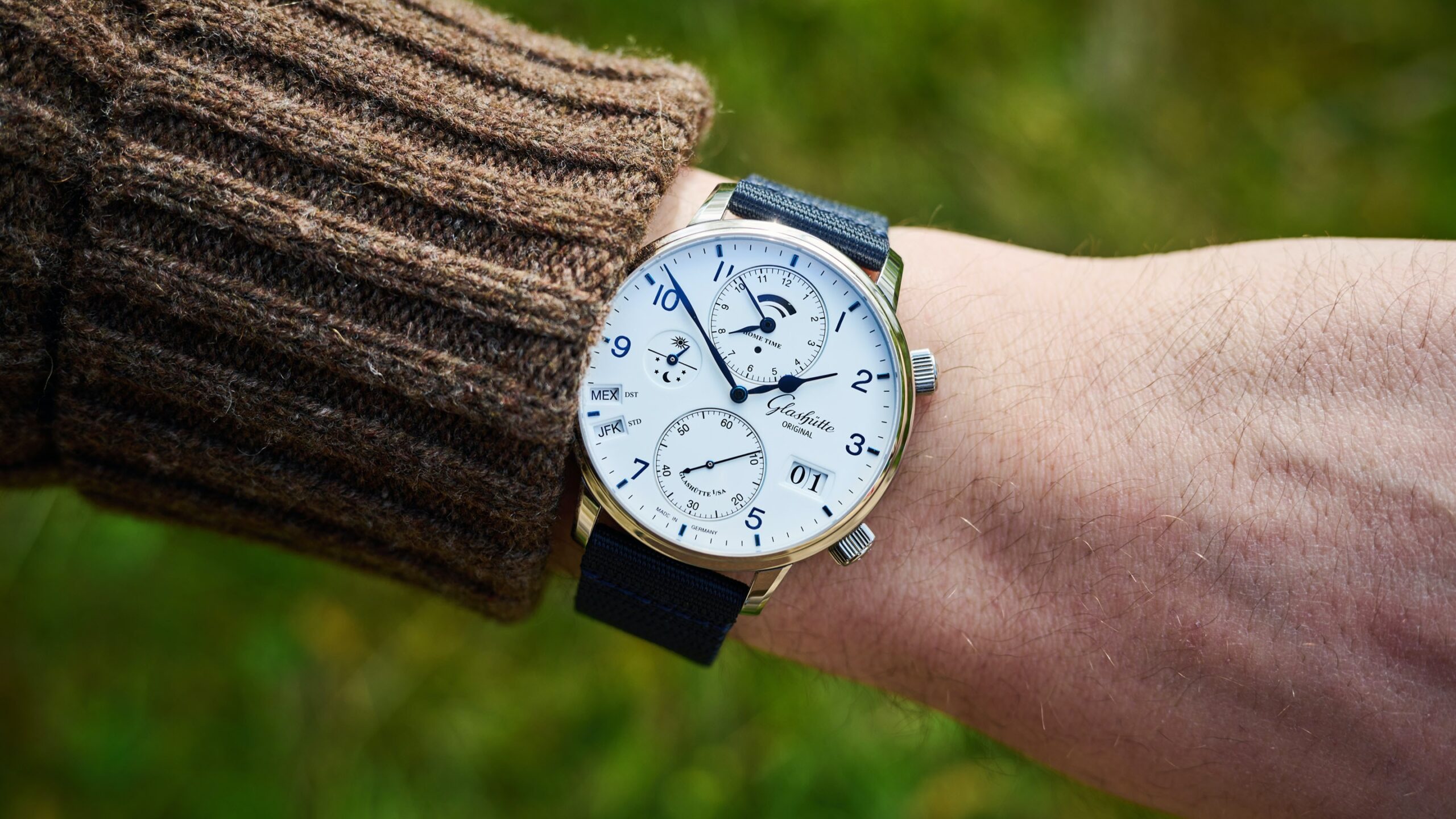 Hands-On: Heading Home With Glashütte Original’s Senator Cosmopolite